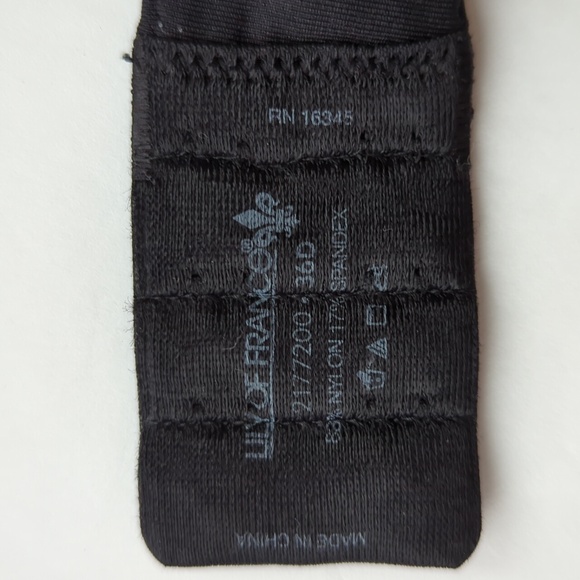 Lily of France Animal Print Underwire Convertible Bra 36D Black Gray - Picture 2 of 16